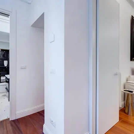 Babuino 55 - Fromhometorome Roma